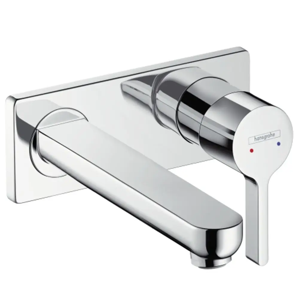 Einhebel-Waschtischmischer von Hansgrohe mit wandmontierter Auslauf-Armatur in Chrom. Der griff ist ein minimalistisches Design, passend für moderne Badezimmer.